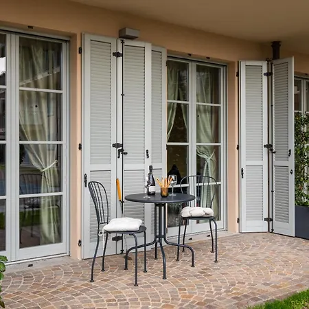 Luxury Golf Clara Apartment
